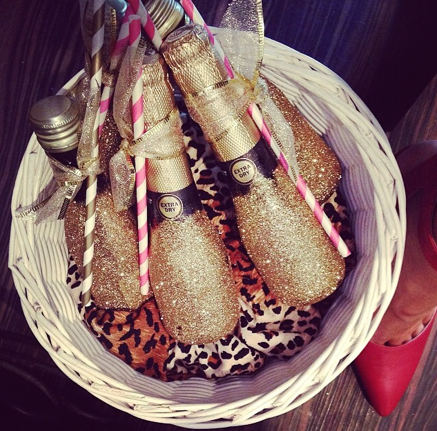 TNPLH: Mini Champagne Glitter Basket